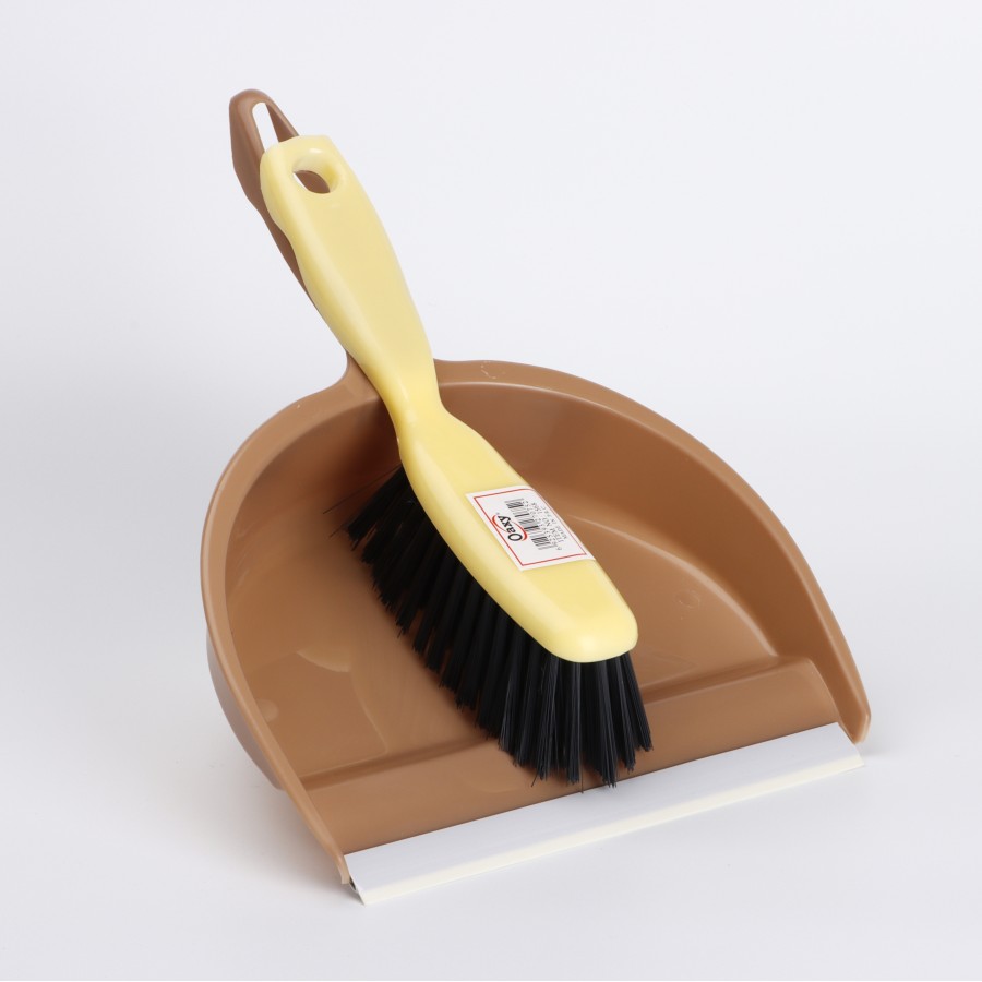 Oaxy Dustpan with Brush - 3 Color Pack